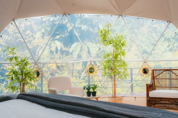 Couples dome private bathroom