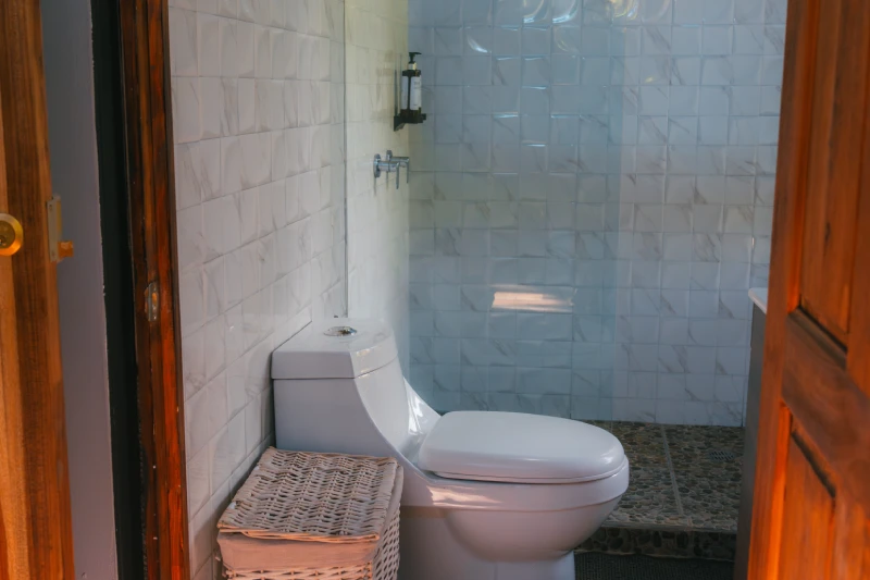 Jungle Lodge bathroom