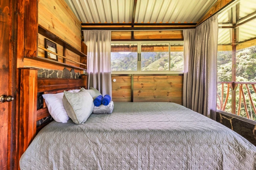 Sky lodge