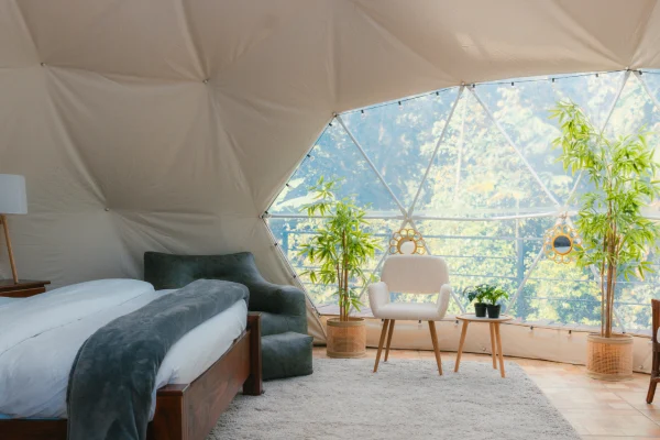 Couple dome room view
